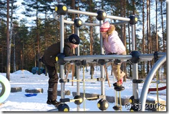 Leikkipuistossa
